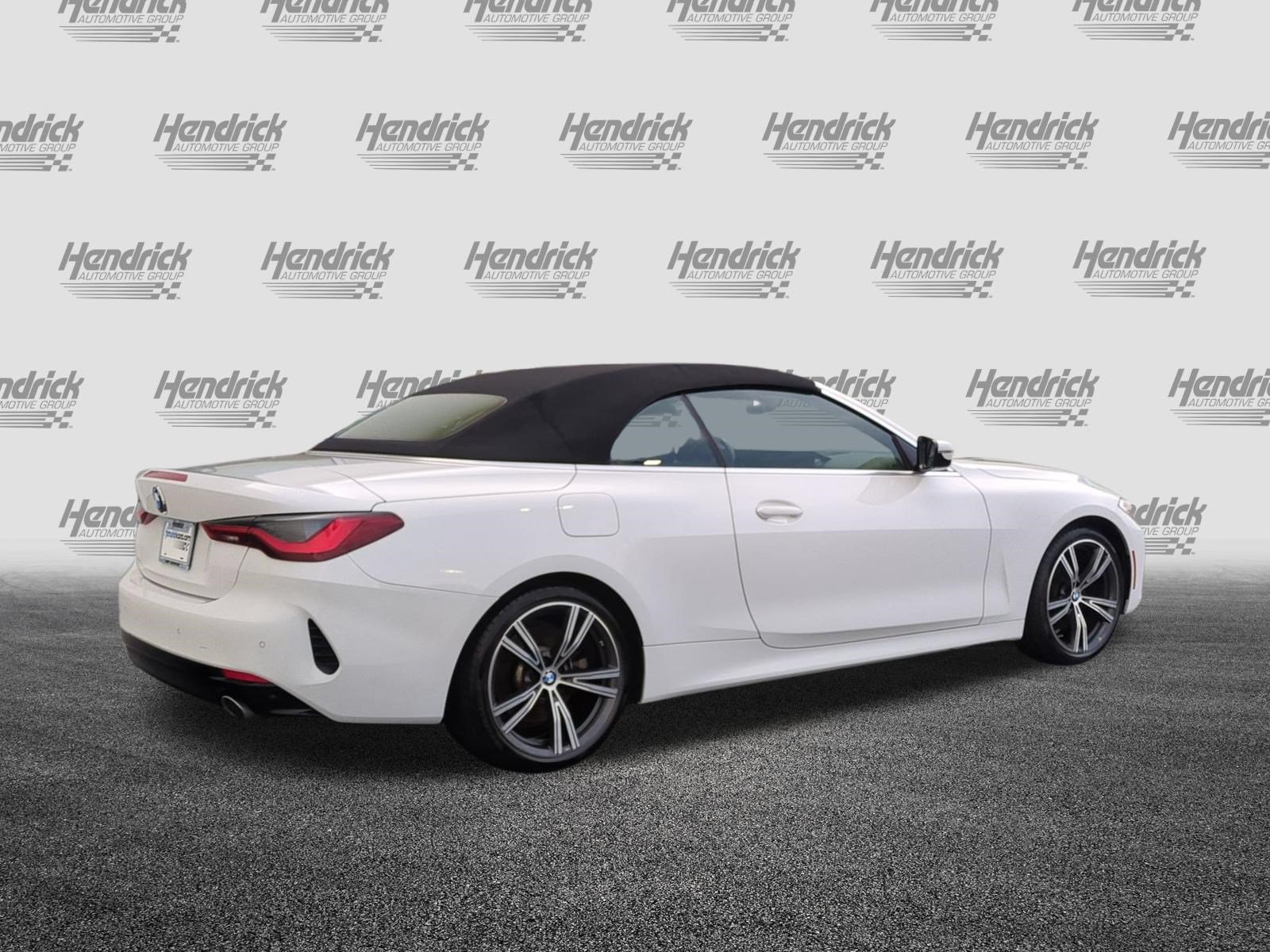 Used 2024 BMW 430i xDrive Convertible w/ Convenience Package AWD/4WD image 10