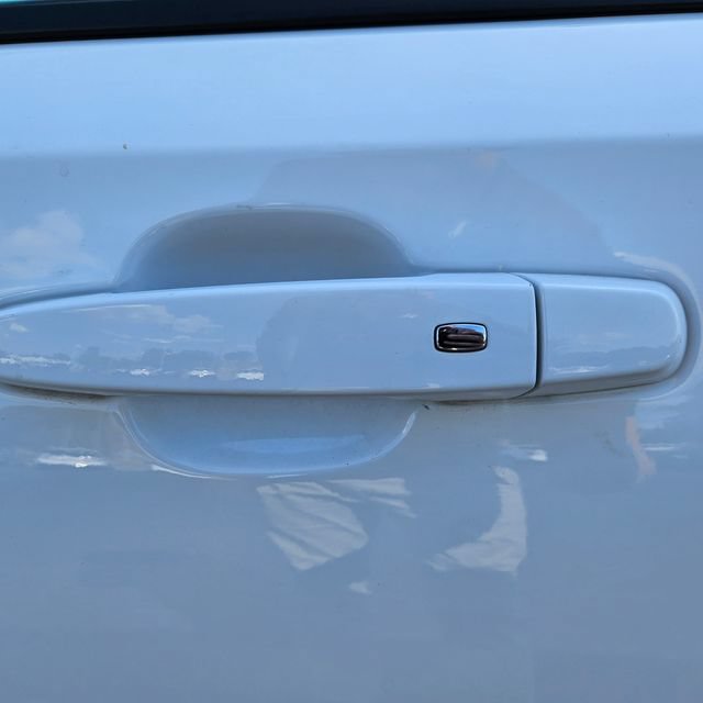 Used 2024 GMC Terrain SLT AWD/4WD image 10