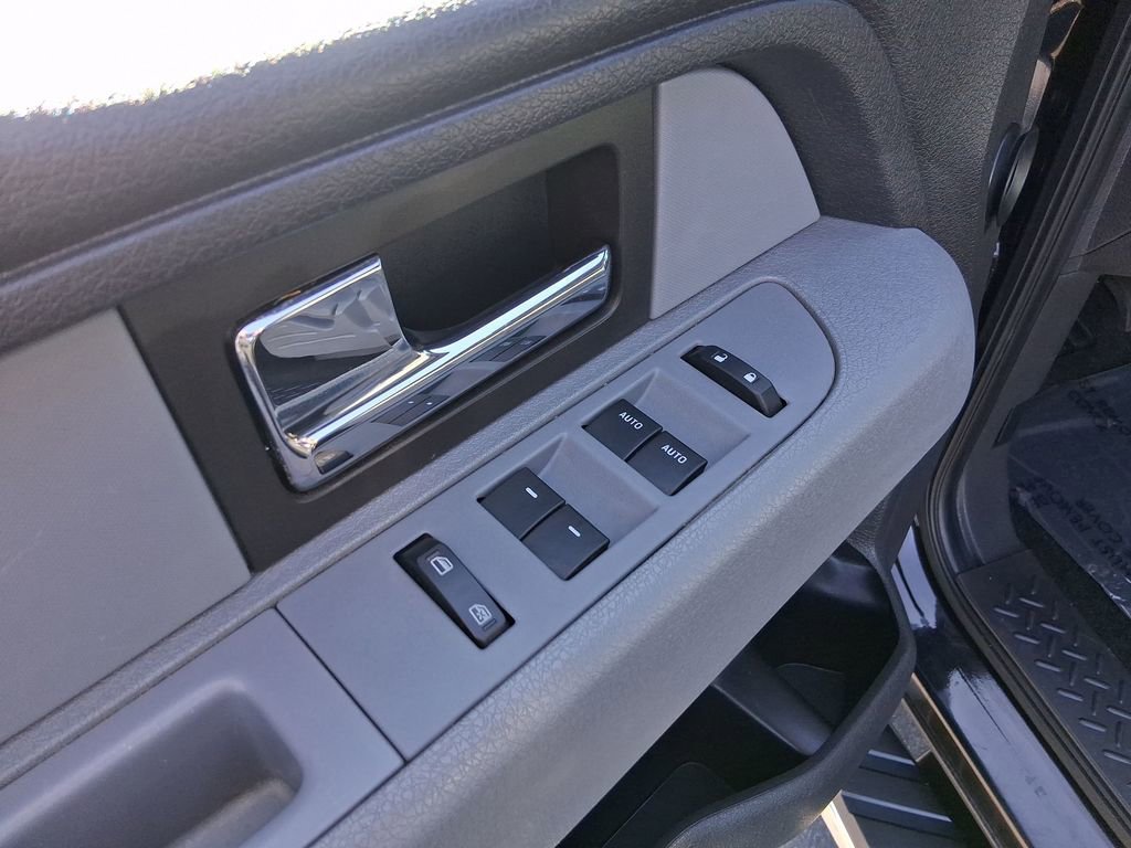 Used 2014 Ford F150 XLT w/ Equipment Group 302A Luxury image 17