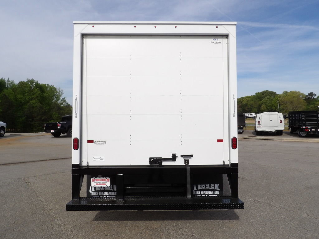 Used 2024 Ford E-350 and Econoline 350 Super Duty w/ Driver's Safety Package RWD image 6