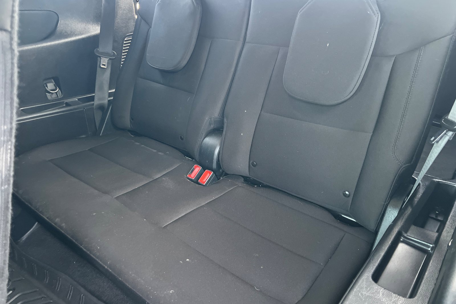 Used 2020 Ford Explorer XLT w/ Class III Trailer Tow Package image 12