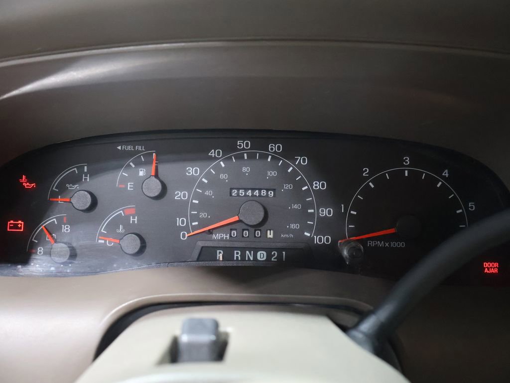 Used 2000 Ford Excursion XLT image 33