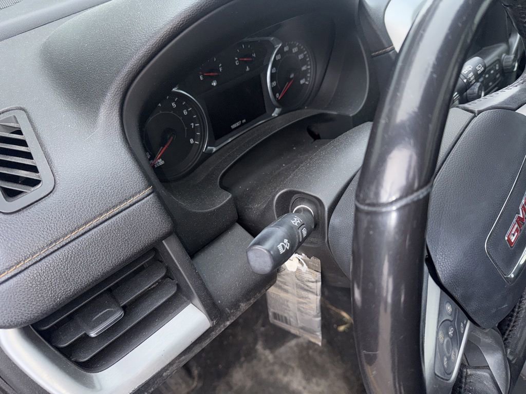 Used 2018 GMC Terrain SLT w/ Preferred Package image 9