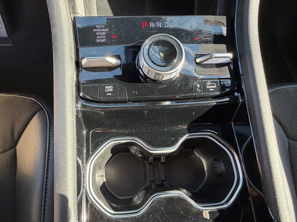 Used 2023 Jeep Grand Cherokee Trailhawk w/ Luxury Tech Group III image 29