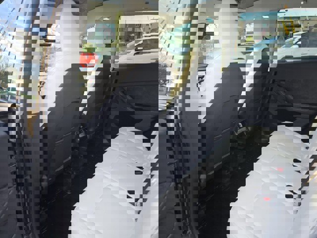 Used 2024 Tesla Model Y Long Range image 15