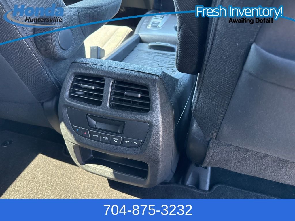 Used 2022 Honda Pilot Sport image 12