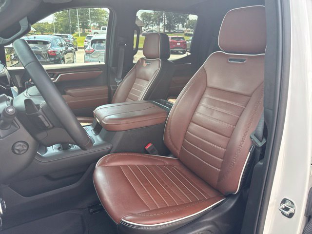Used 2024 GMC Sierra 1500 Denali Ultimate AWD/4WD image 37