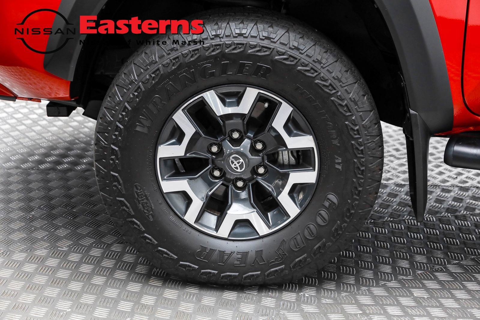 Used 2022 Toyota Tacoma TRD Off-Road w/ Black Out Package (TMS) image 41