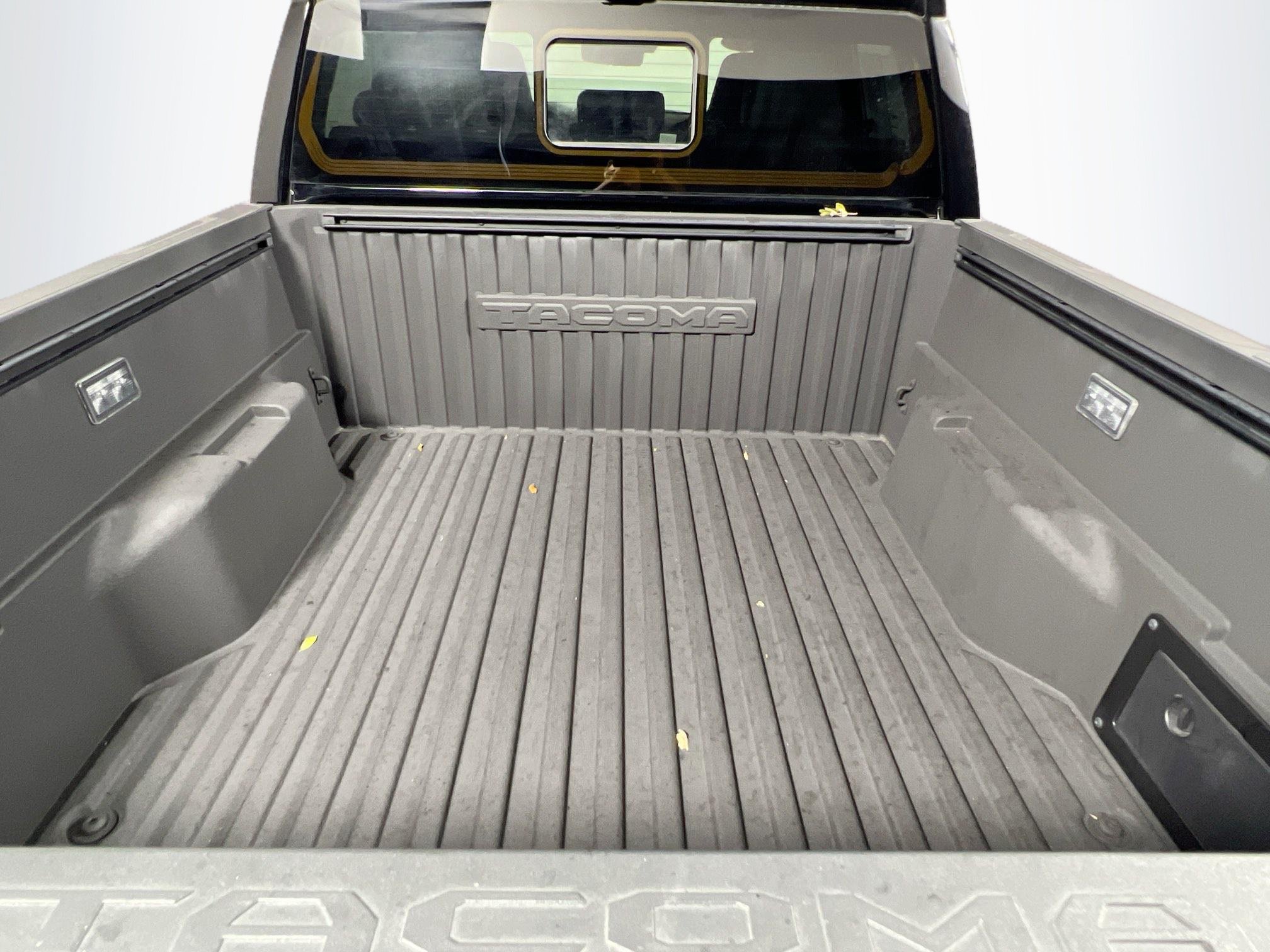 Used 2024 Toyota Tacoma TRD Pro AWD/4WD image 33