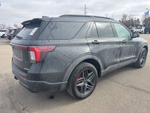 Used 2025 Ford Explorer ST-Line w/ Premium Package image 11
