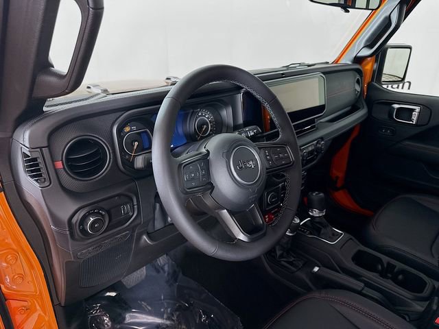 Used 2025 Jeep Wrangler Unlimited Rubicon w/ Steel Bumper Group image 9
