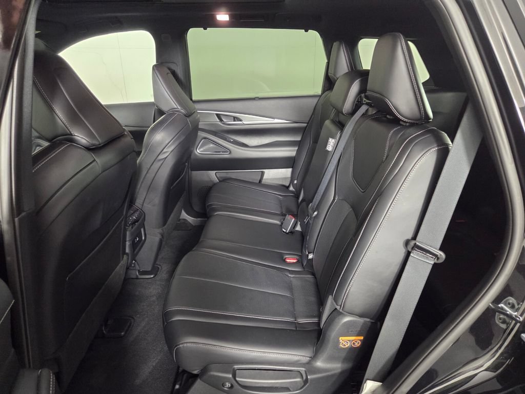 Used 2025 INFINITI QX60 Luxe w/ Black Edition FWD image 22