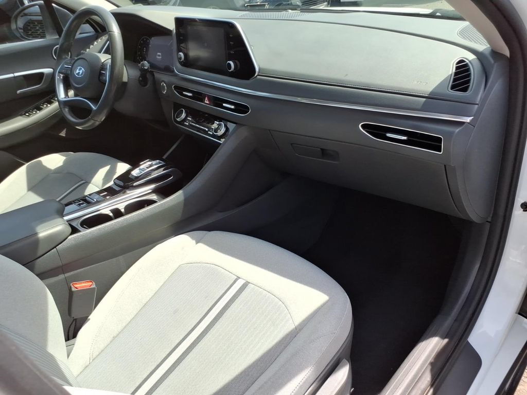 Used 2021 Hyundai Sonata SEL w/ Convenience Package FWD image 9
