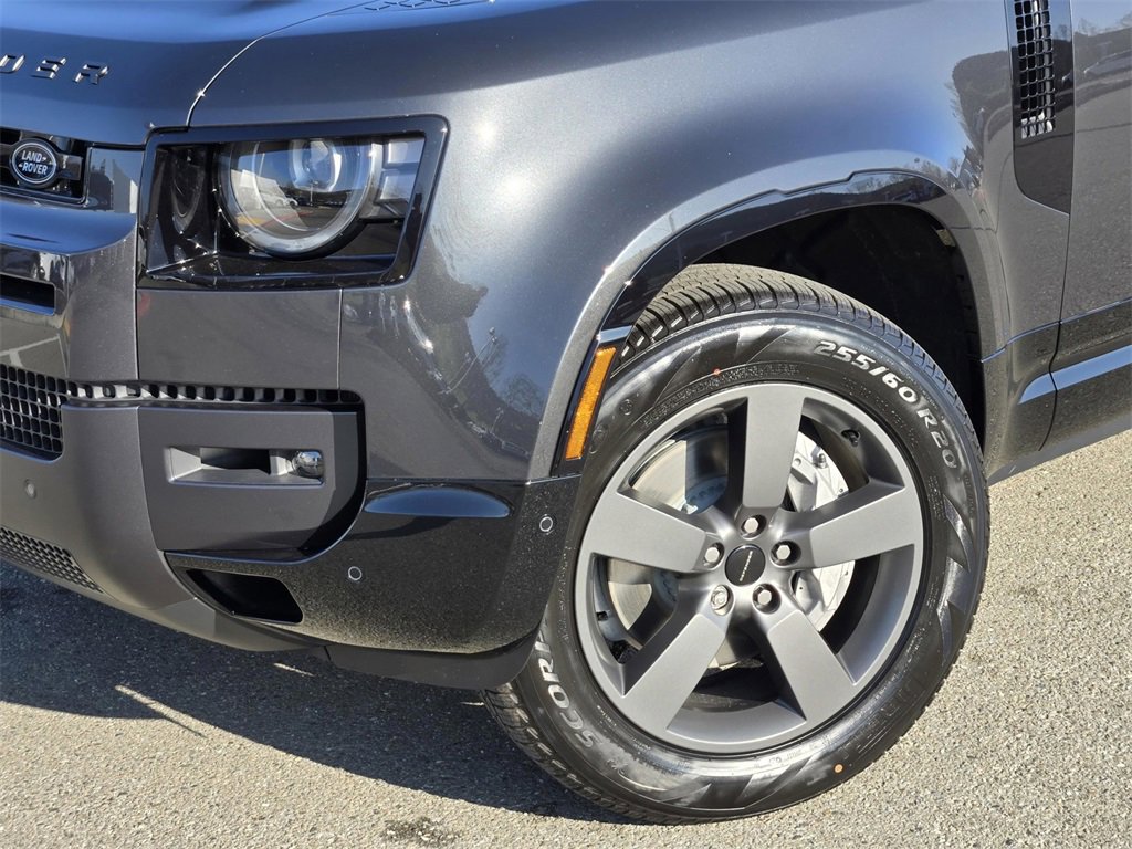 New 2026 Land Rover Defender 110 X-Dynamic SE image 6