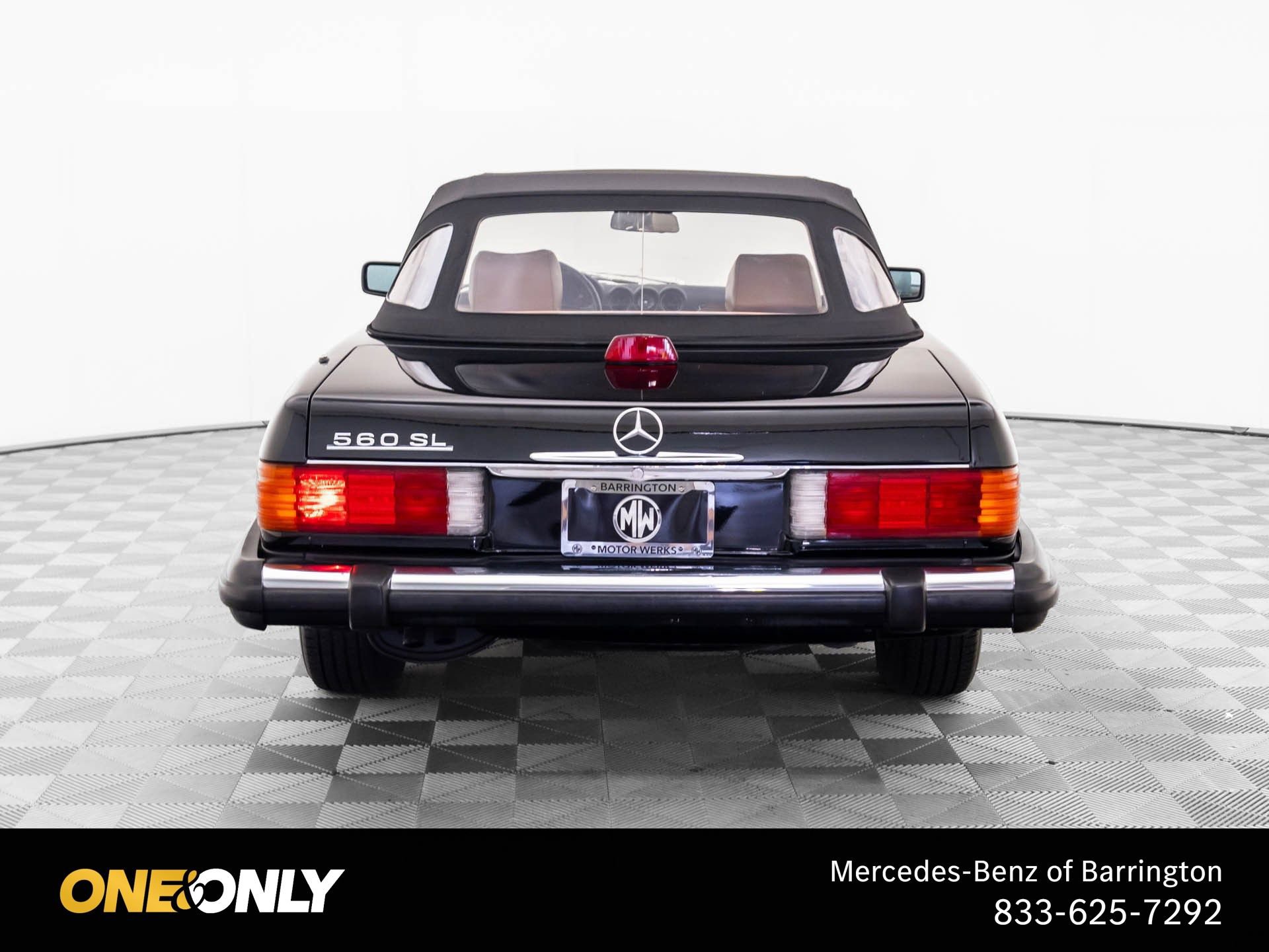 Used 1987 Mercedes-Benz 560 SL image 4
