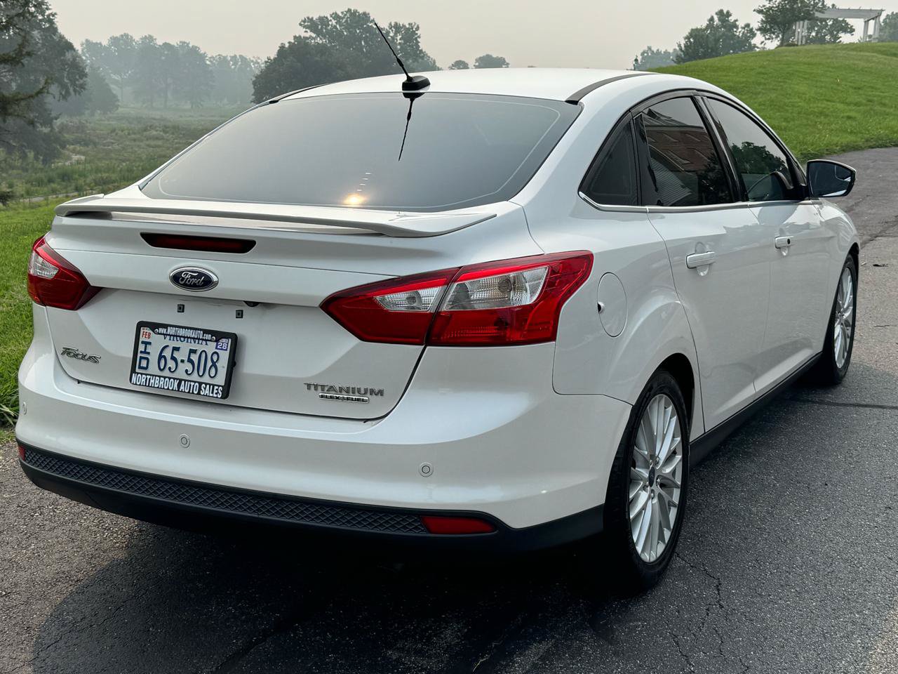 Used 2014 Ford Focus Titanium FWD image 31