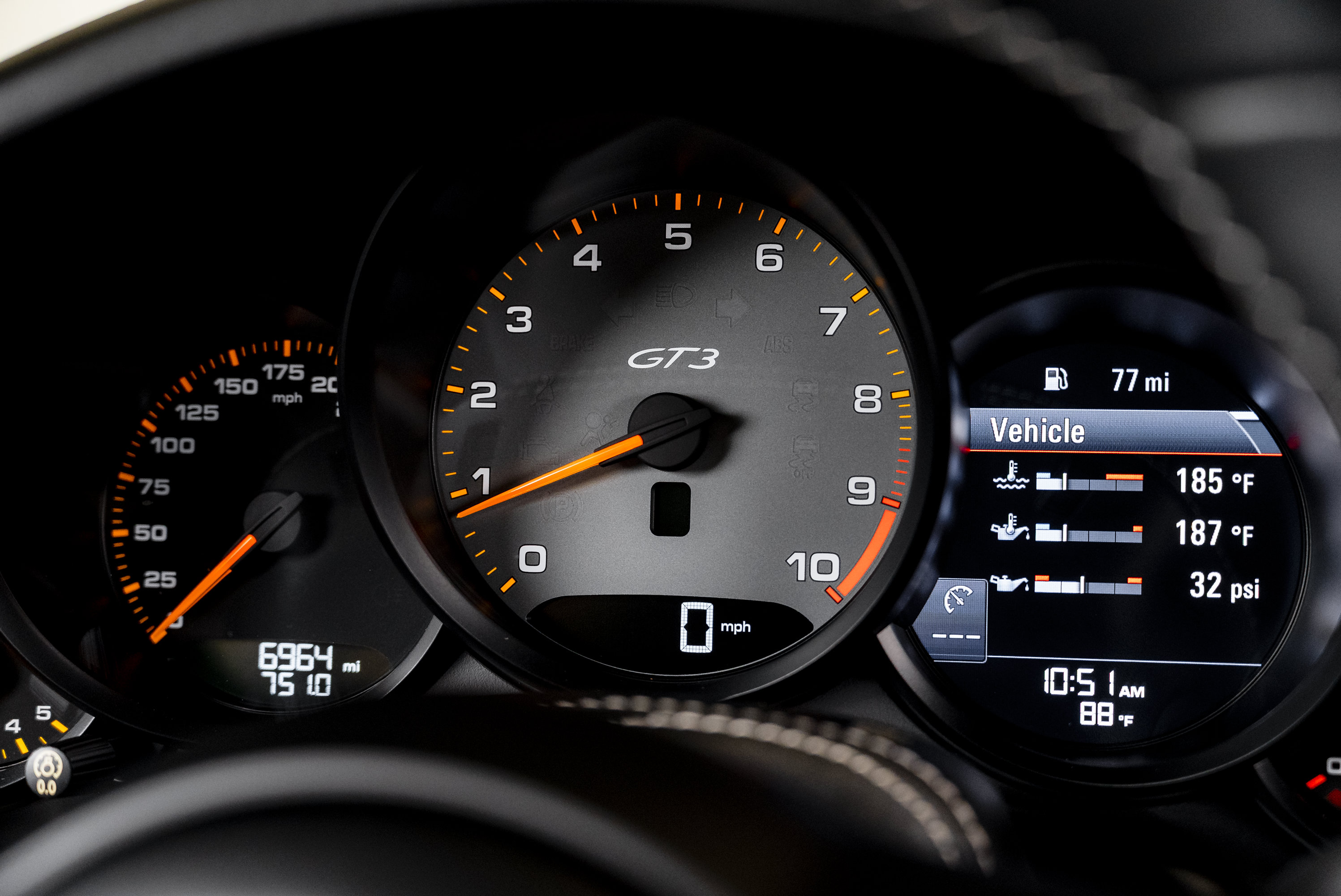 Used 2018 Porsche 911 GT3 RWD image 65
