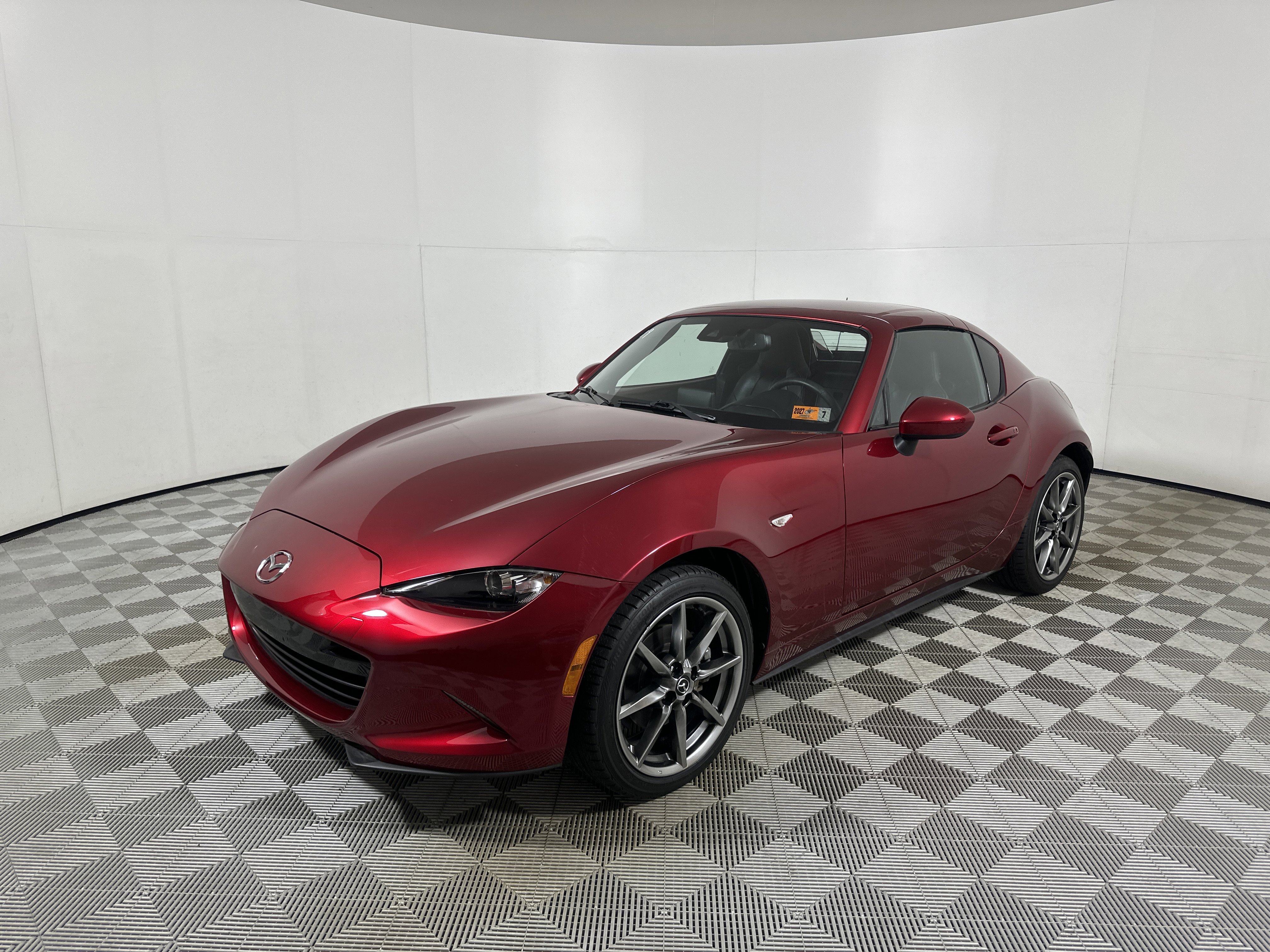 Used 2023 MAZDA MX-5 Miata Grand Touring w/ Weather Package image 3
