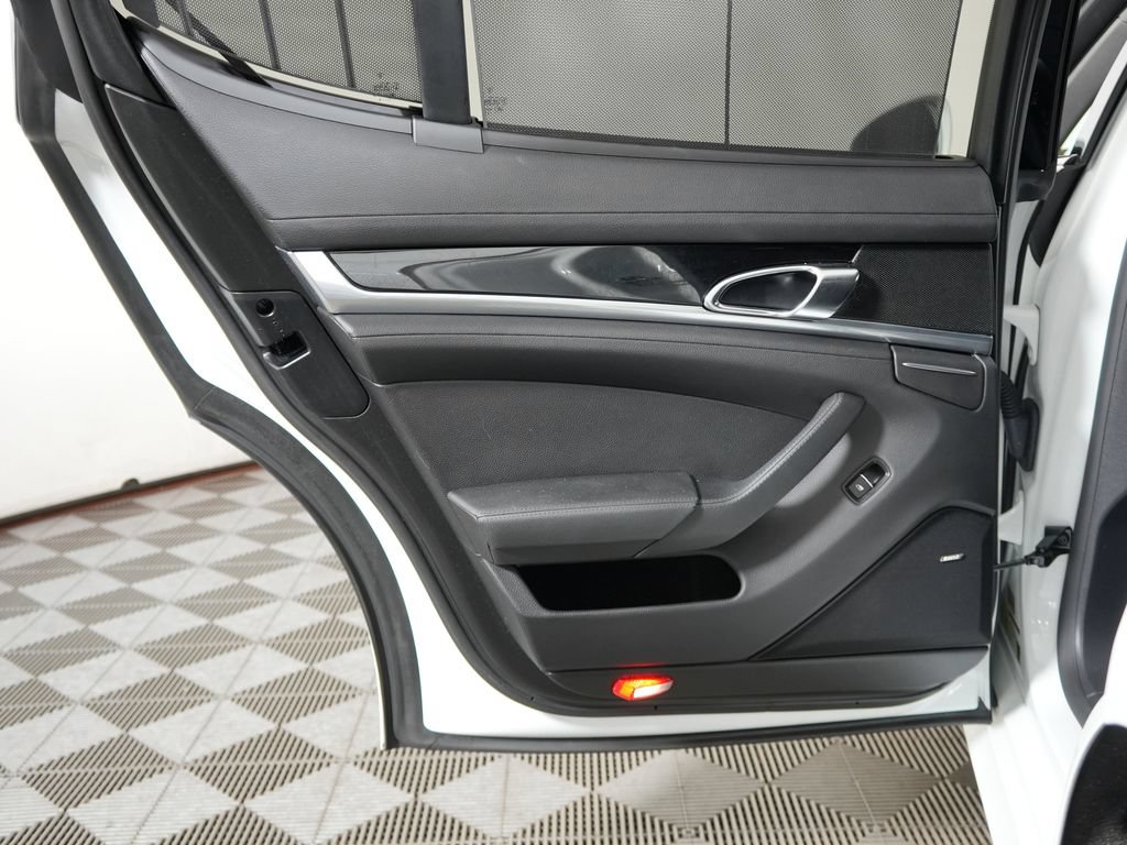 Certified 2016 Porsche Panamera Edition RWD image 36