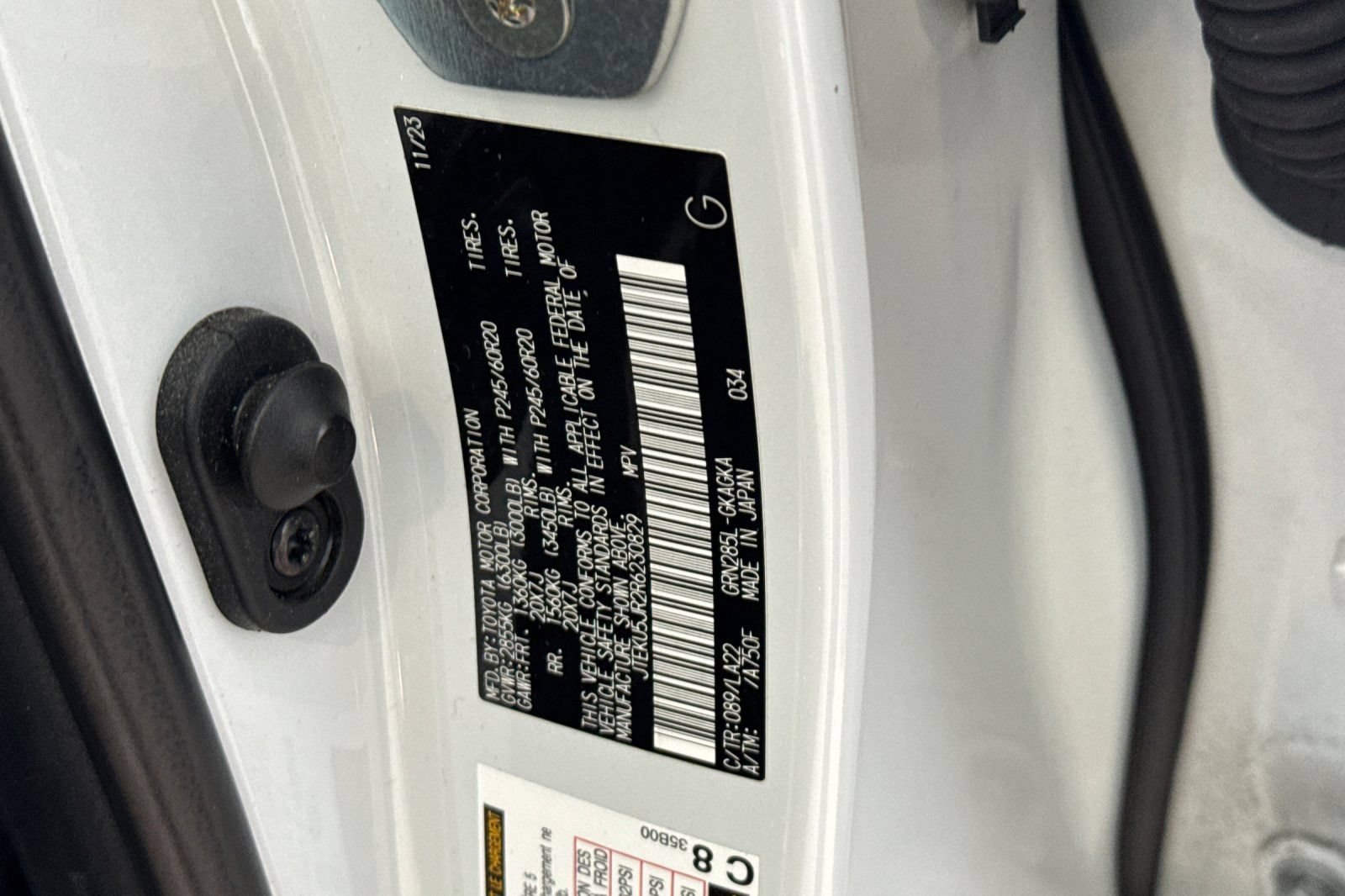 Certified 2024 Toyota 4Runner Limited AWD/4WD image 29