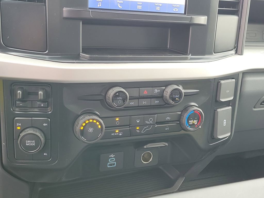 New 2026 Ford F450 XL w/ XL Chrome Package image 30