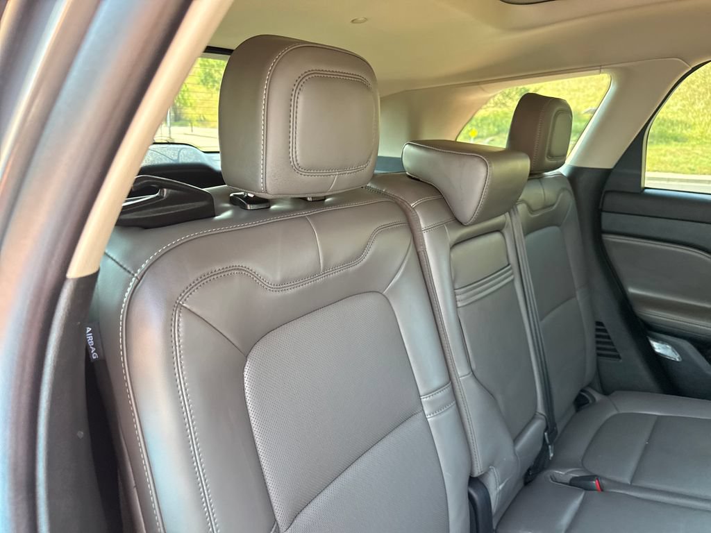 Certified 2025 Lincoln Corsair AWD w/ Equipment Group 101A image 27