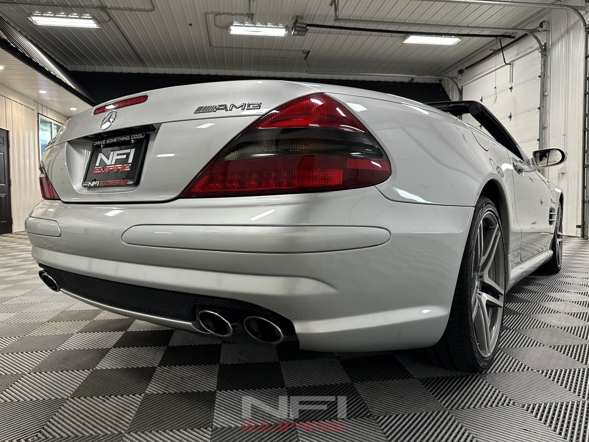 Used 2005 Mercedes-Benz SL 55 AMG image 19