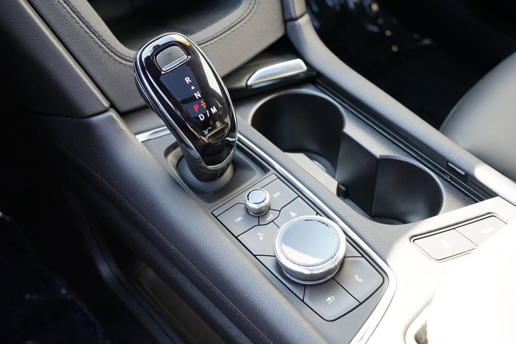 Used 2025 Cadillac XT6 Premium Luxury image 26