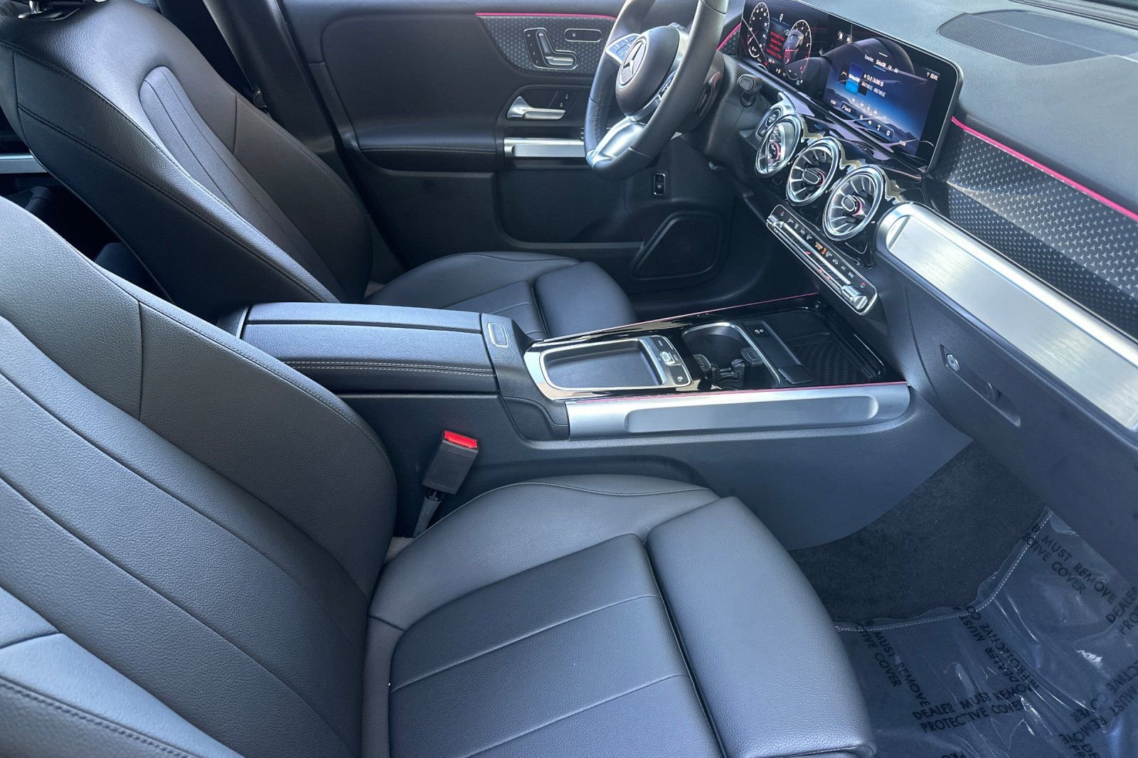 Certified 2024 Mercedes-Benz GLB 250 image 16