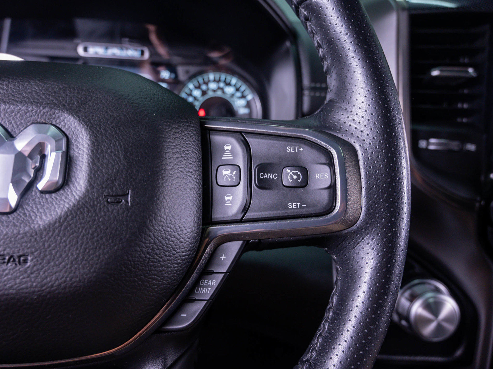 Used 2020 RAM 1500 Sport w/ Advanced Safety Group AWD/4WD image 21