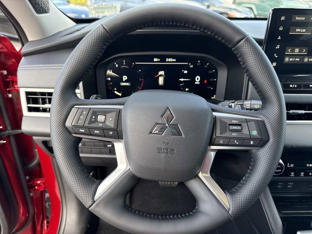 New 2026 Mitsubishi Outlander SE image 42