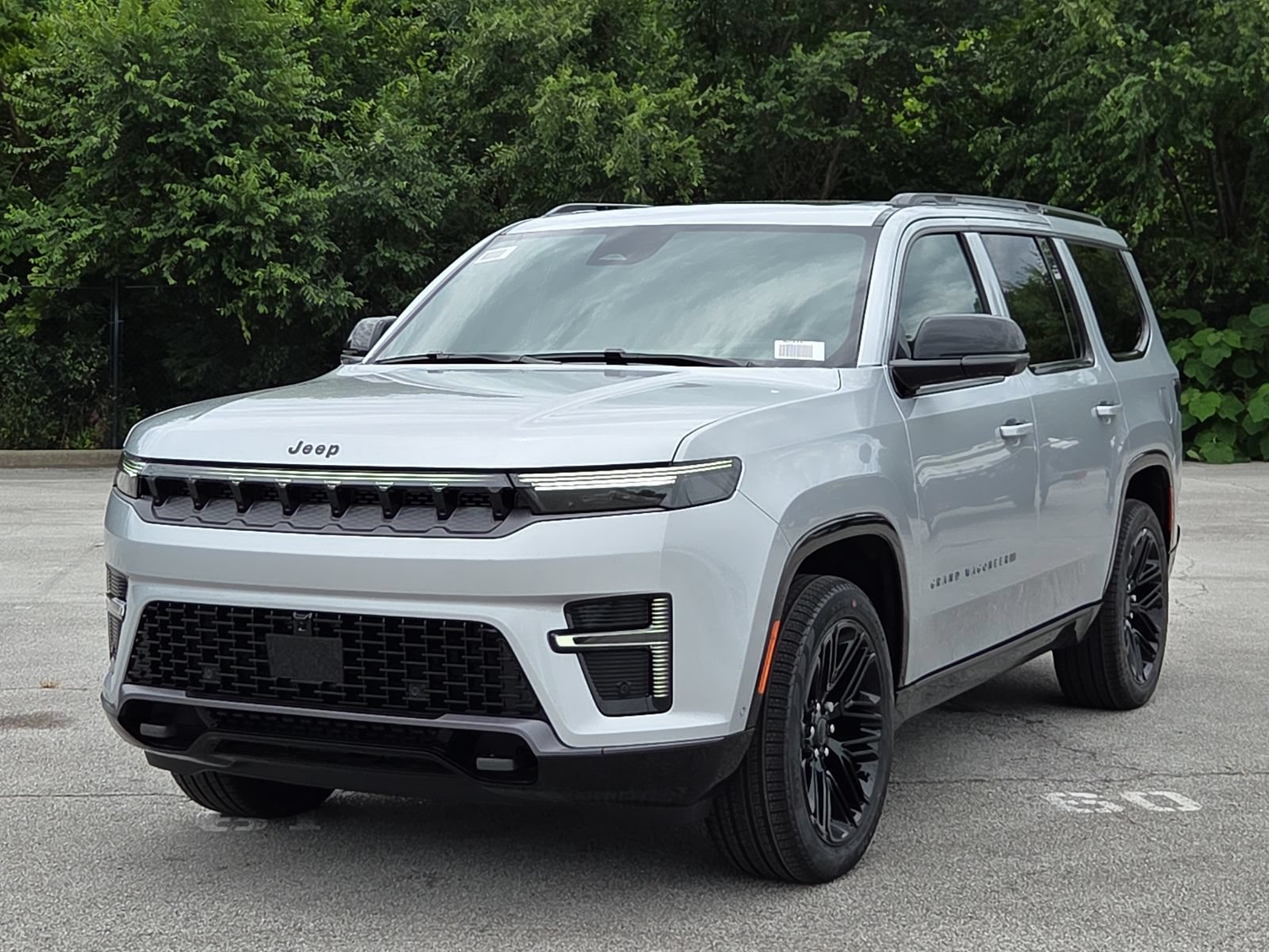 New 2026 Jeep Grand Wagoneer Limited AWD/4WD image 2
