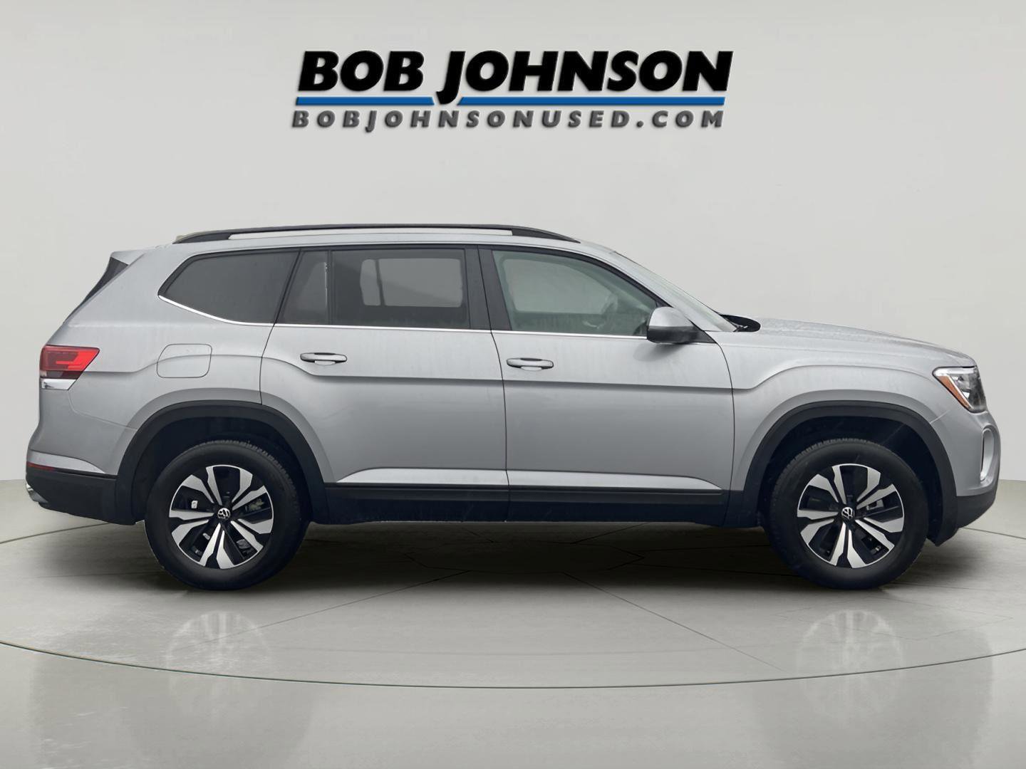 Used 2025 Volkswagen Atlas SE image 6