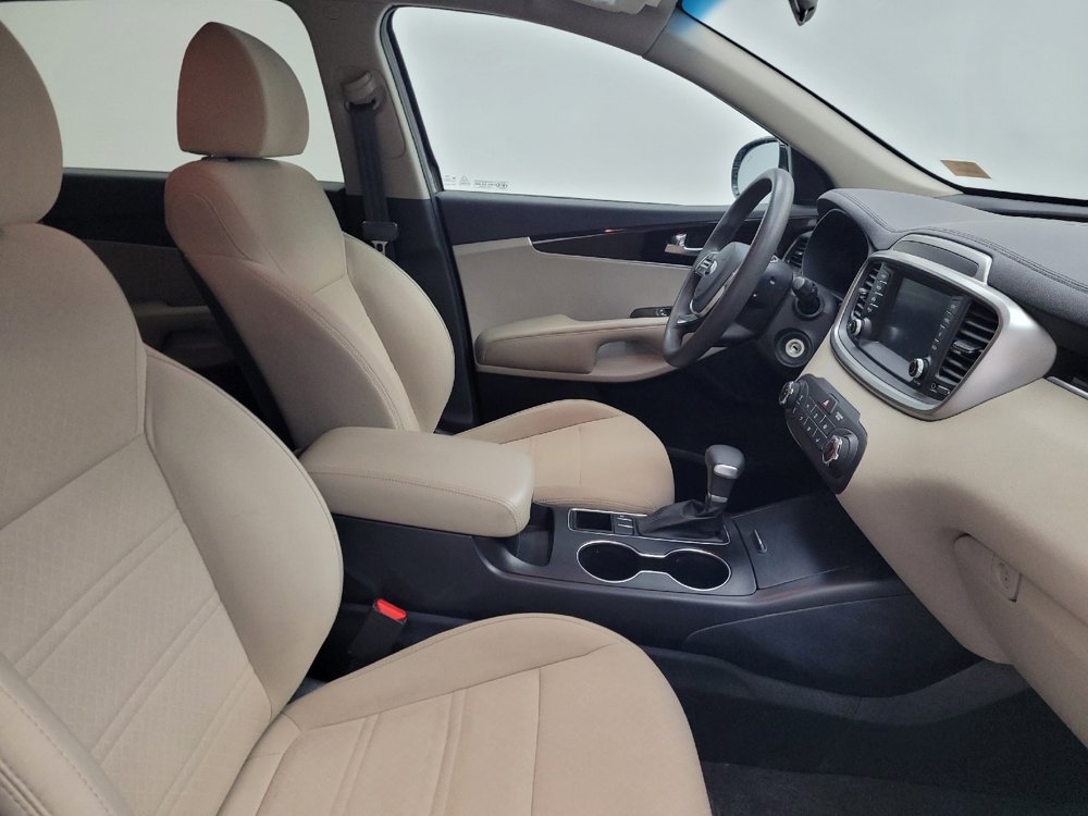 Used 2020 Kia Sorento LX image 21