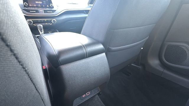 Used 2025 Nissan Altima 2.5 SV FWD image 25