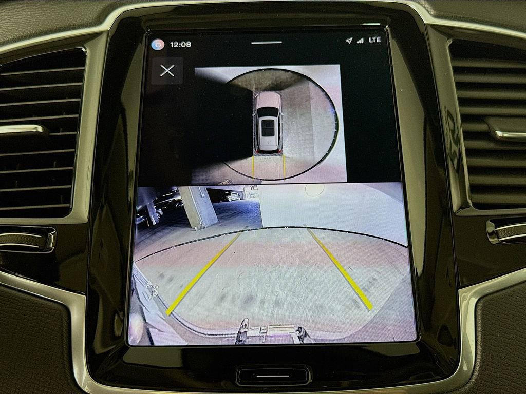 Certified 2025 Volvo XC90 B6 Plus image 14