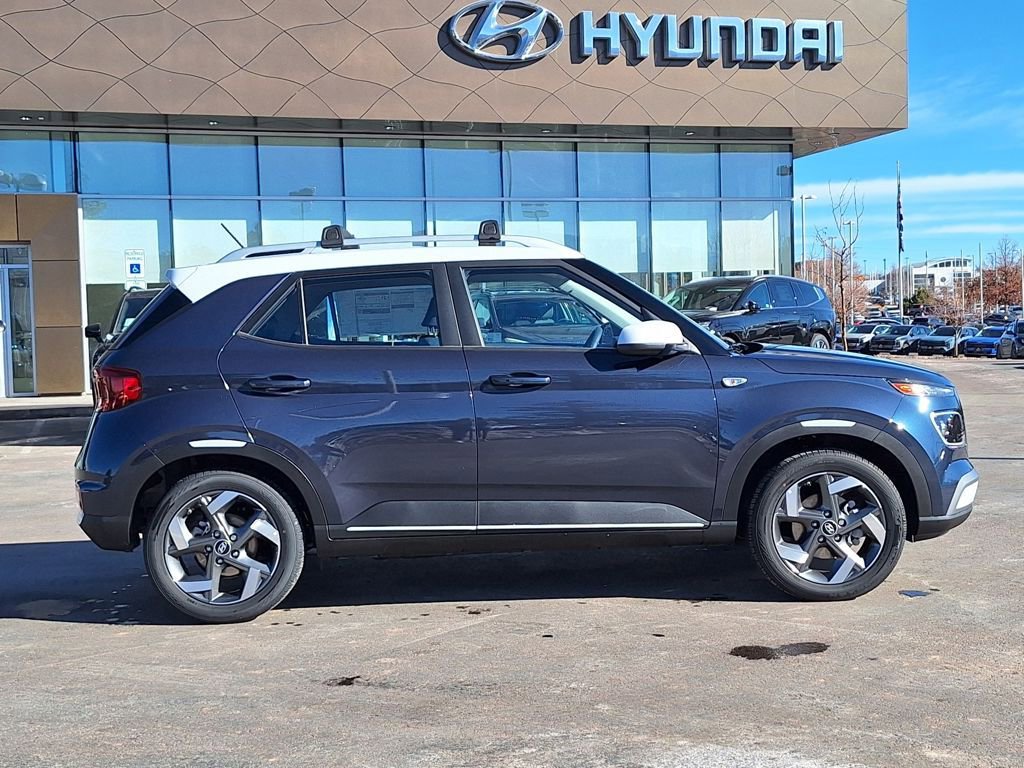 New 2025 Hyundai Venue Limited image 2