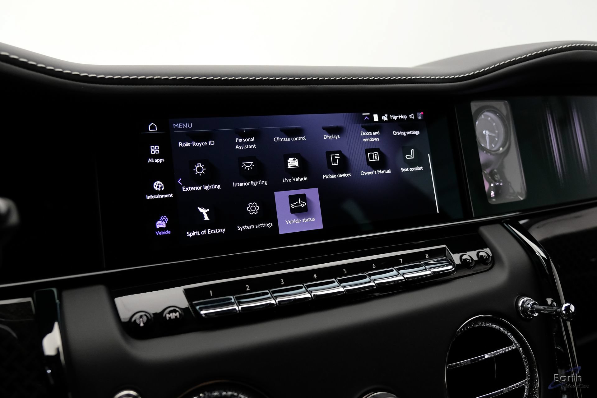 Used 2026 Rolls-Royce Cullinan Black Badge AWD/4WD image 90