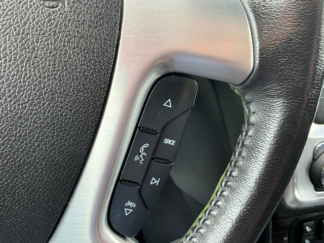 Used 2015 GMC Acadia SLT FWD image 16