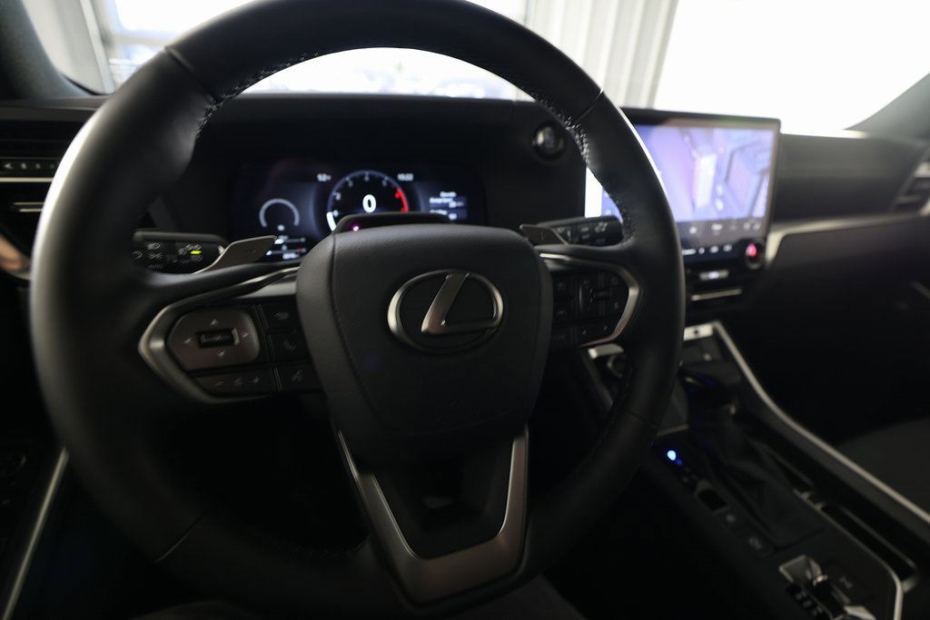 Used 2025 Lexus GX 550 image 23