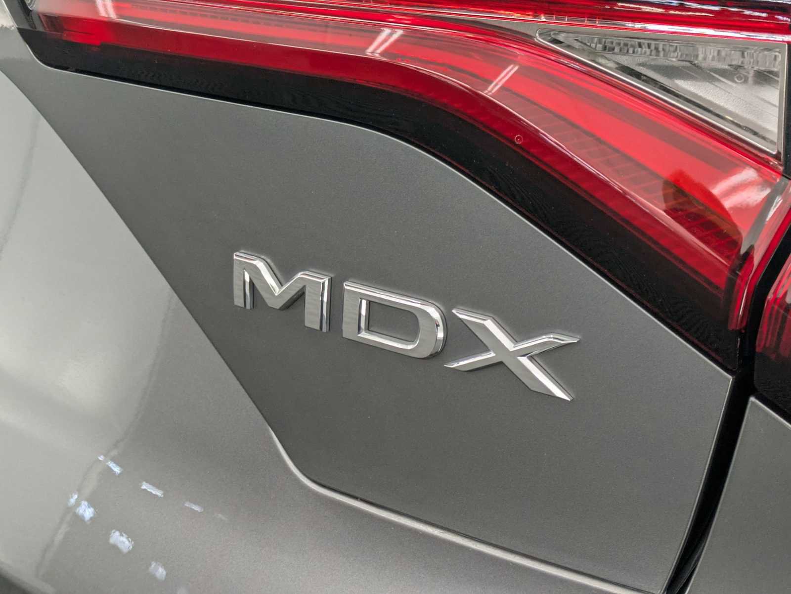 Used 2023 Acura MDX SH-AWD w/ Advance Package image 10