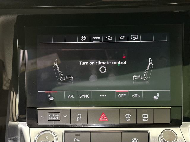 Used 2024 Audi Q8 e-tron Premium image 15