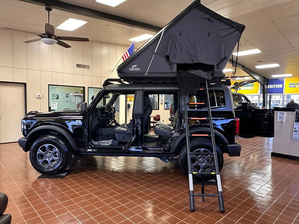 Used 2024 Ford Bronco Big Bend image 3