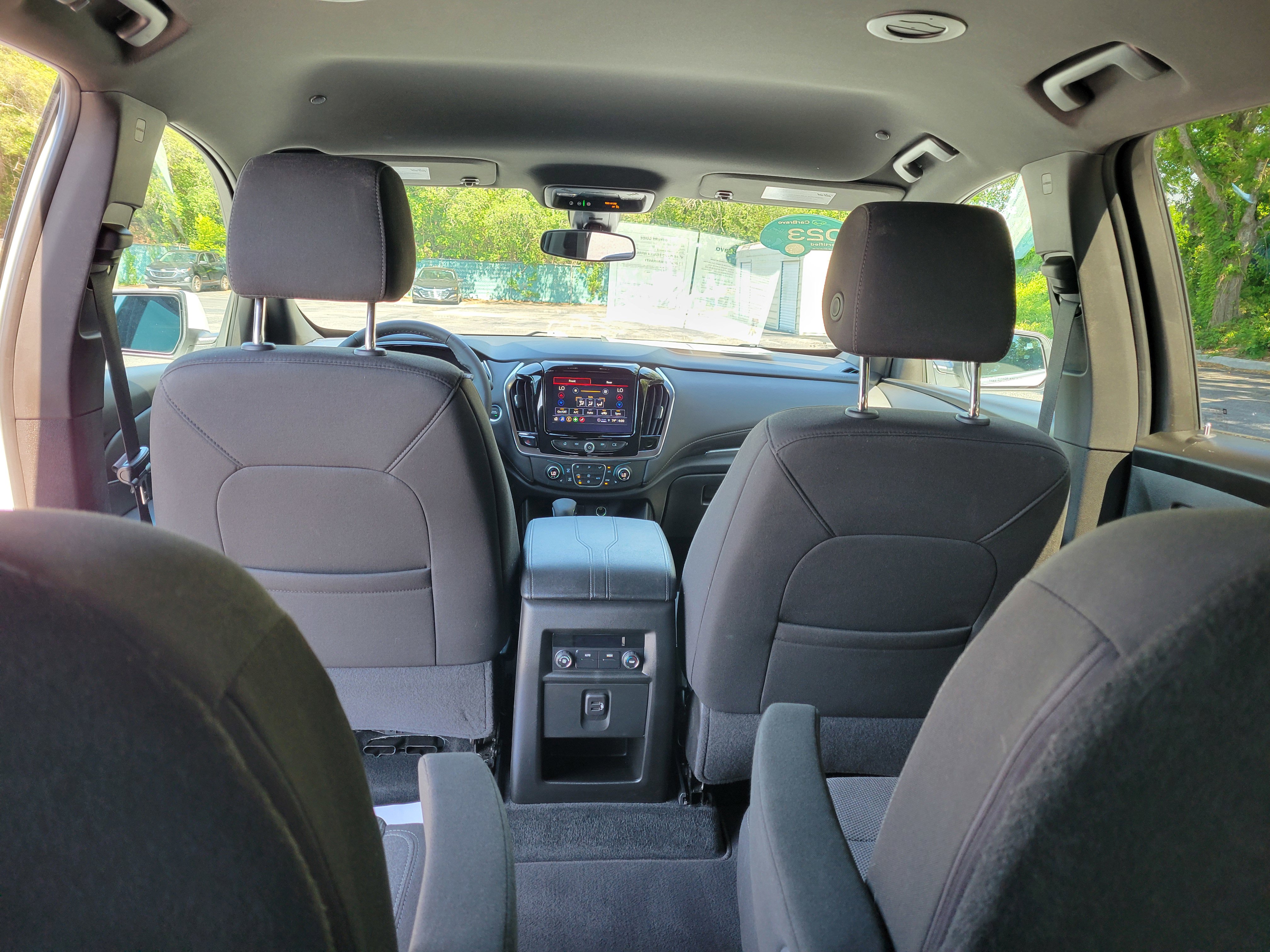 Used 2023 Chevrolet Traverse LT FWD image 14