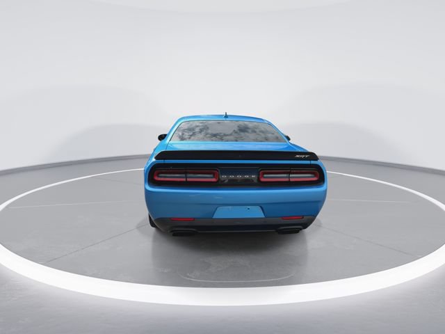 Used 2015 Dodge Challenger SRT Hellcat RWD image 7