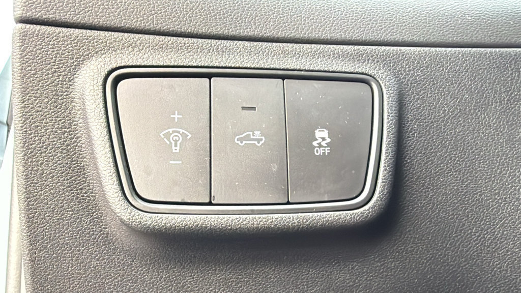 Certified 2022 Hyundai Santa Cruz Limited AWD/4WD image 17