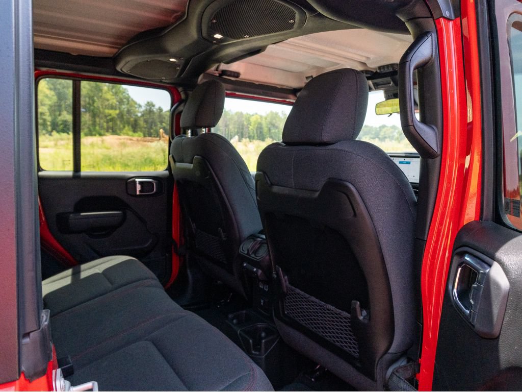 Used 2026 Jeep Wrangler Unlimited Rubicon AWD/4WD image 16