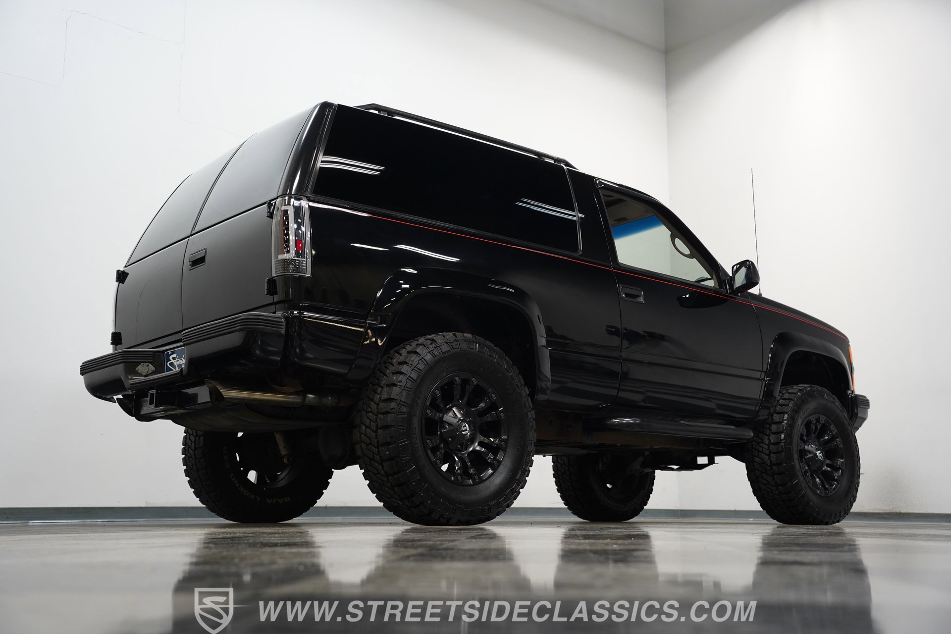 Used 1996 Chevrolet Tahoe Z71 image 26