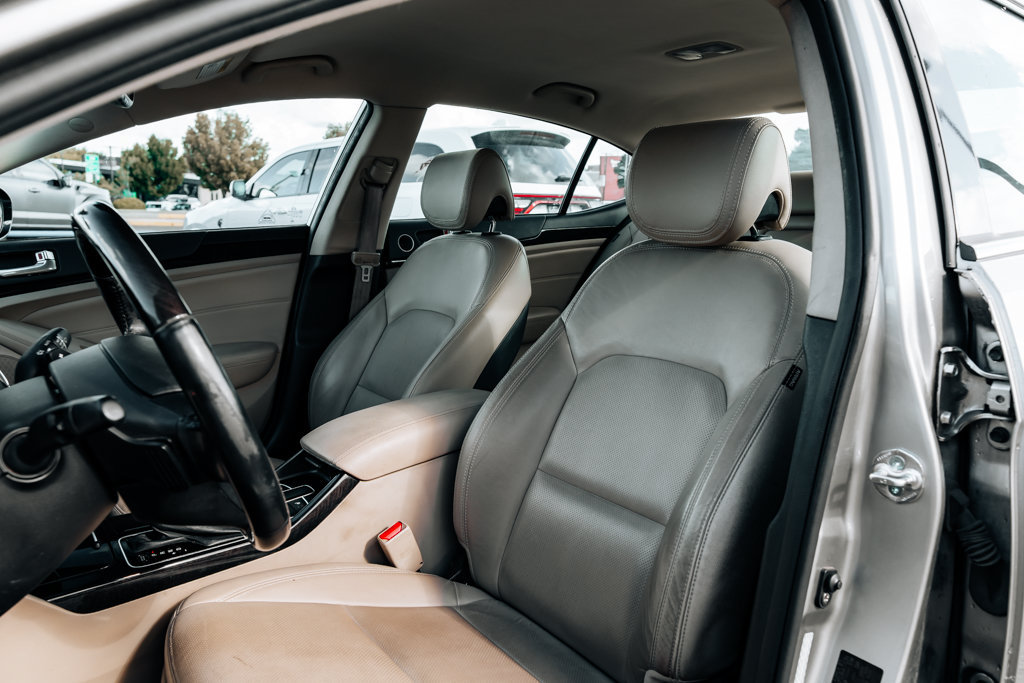 Used 2014 Kia Cadenza Premium FWD image 19