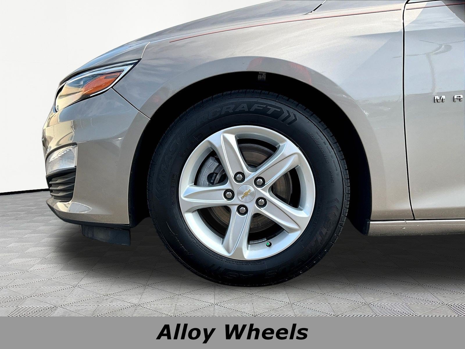 Used 2024 Chevrolet Malibu LT FWD image 33